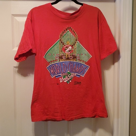 Salem Other - Vintage 1990 Word Champs Cincinnati Reds
